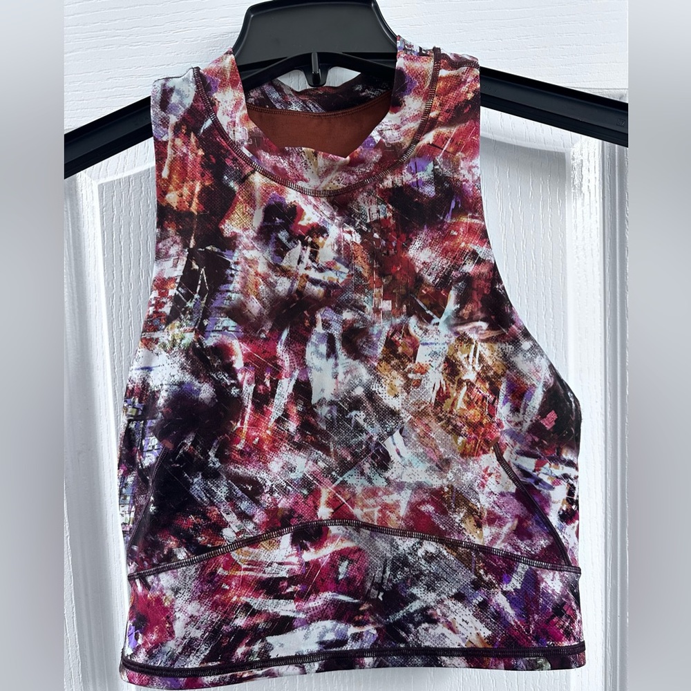 Lululemon Everlux and Mesh cropped tank size 10